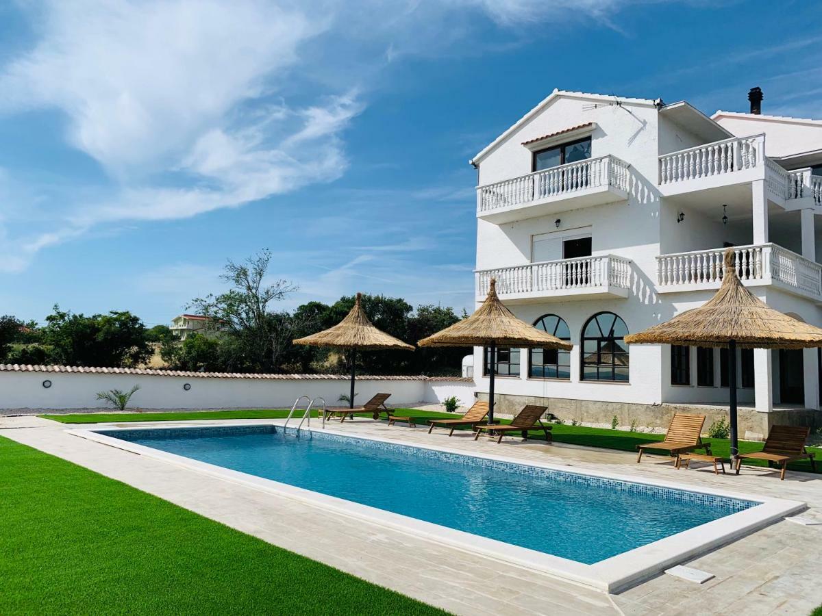 Apartmani Viktorija Vrana  Exteriér fotografie
